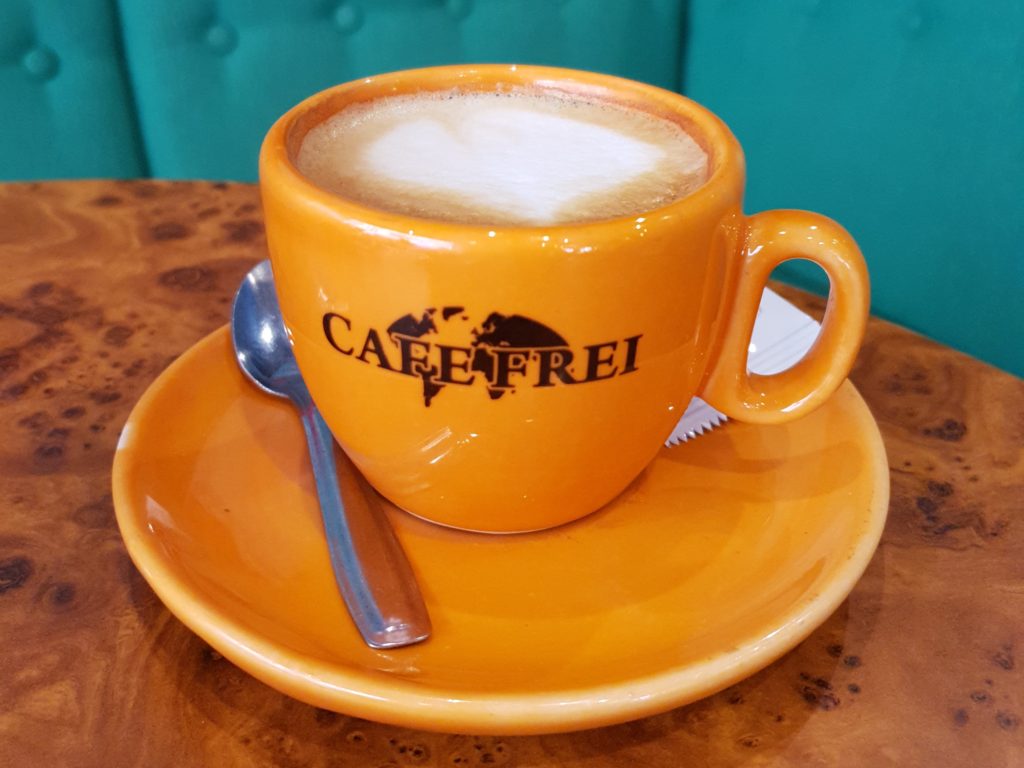 best coffee shops in Nice: cafe frei